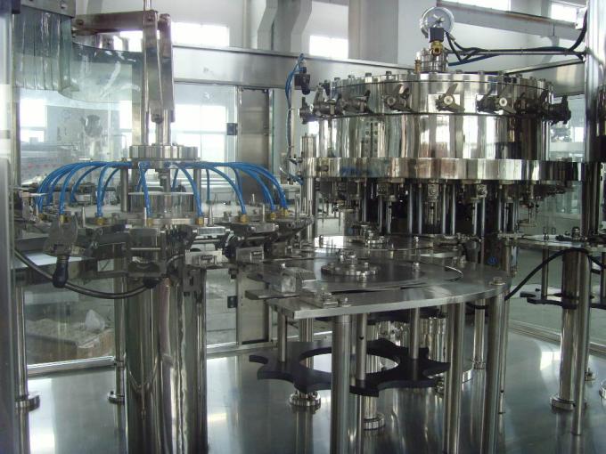 Sodawater Bottelmachine/Machines/Lijn, de Installaties van de Carbonatiesoda 2